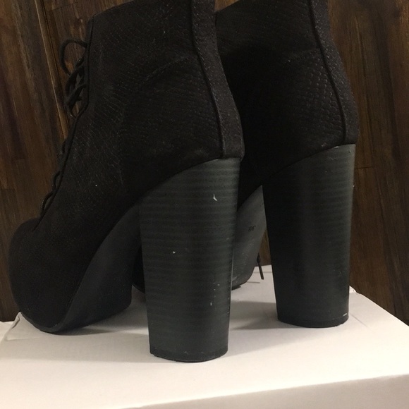 SOLD 🚫 H&M Platform Booties - Picture 4 of 4